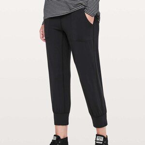 Lululemon Align Jogger Crop *23" Black Size 4